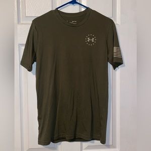 Olive green Under Armour tee